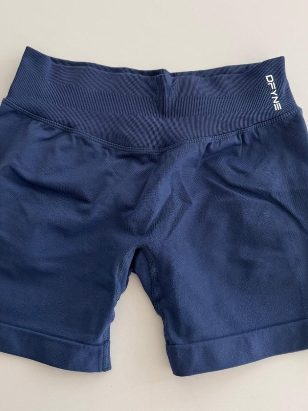 NWOT Dfyne Impact Shorts 4.5” Medium Deep Sea
